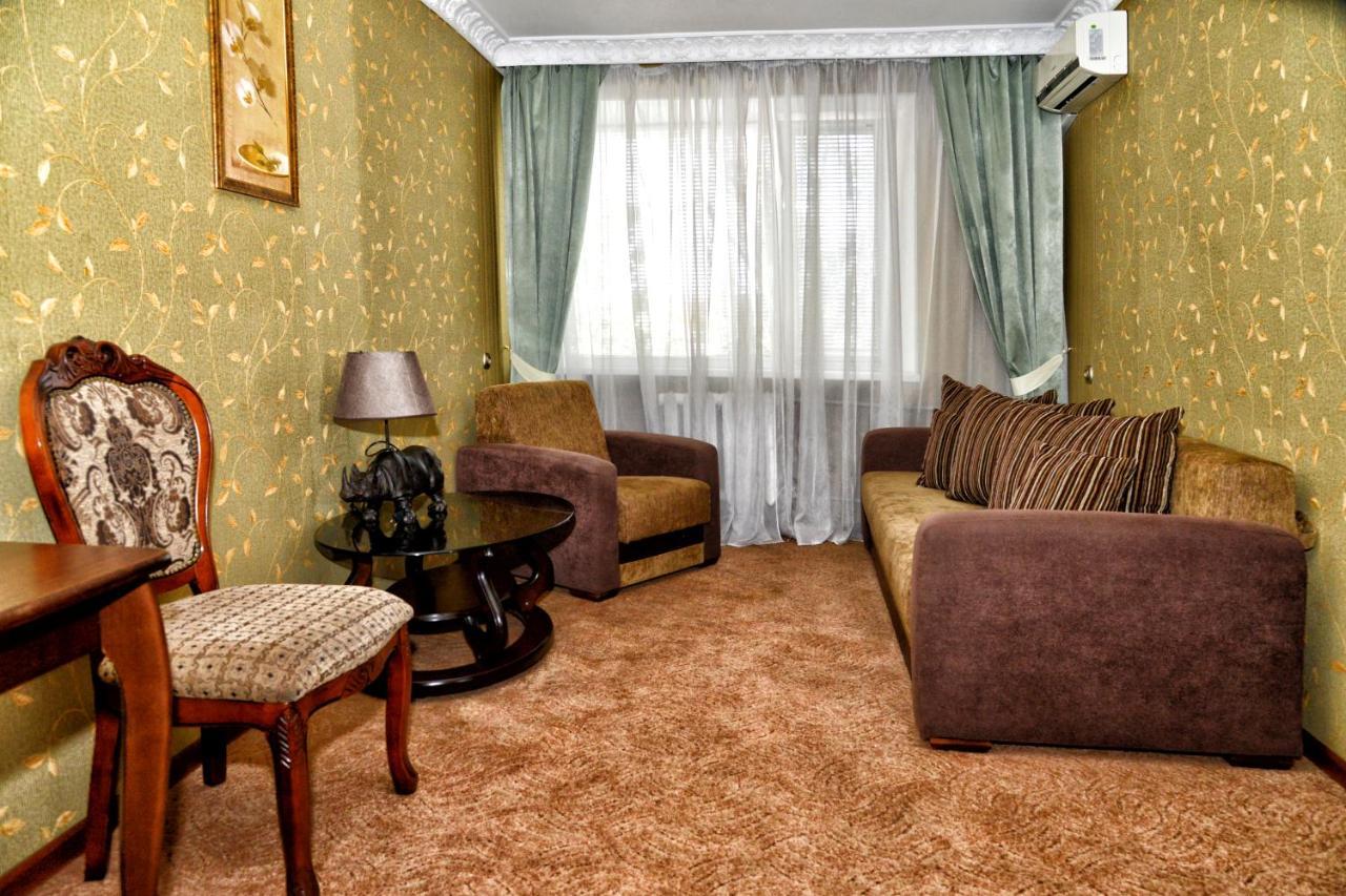 Green City Hotel Mykolaiv Dış mekan fotoğraf