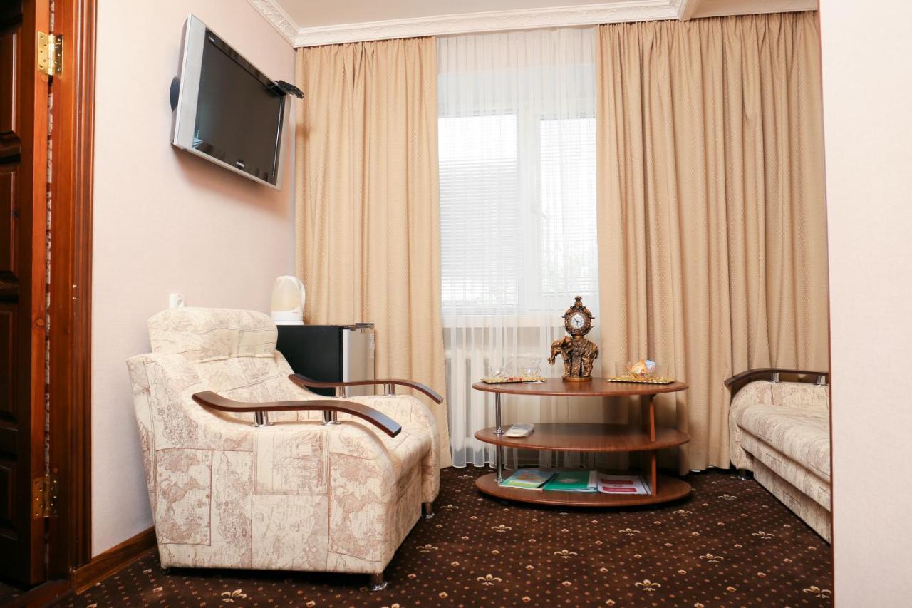 Green City Hotel Mykolaiv Dış mekan fotoğraf